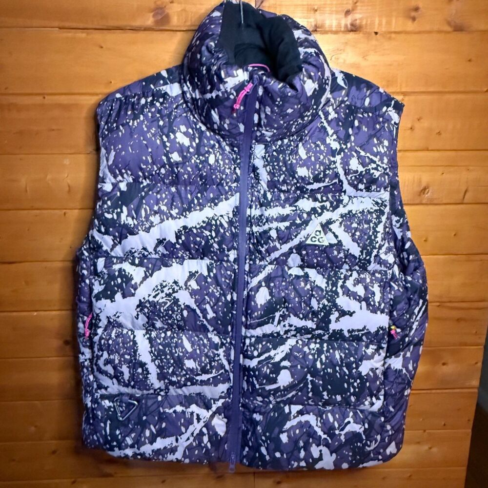 Nike ACG Lunar Lake Therma-FIT ADV Puffer Vest Womens M Dark Raisin FV7331-573